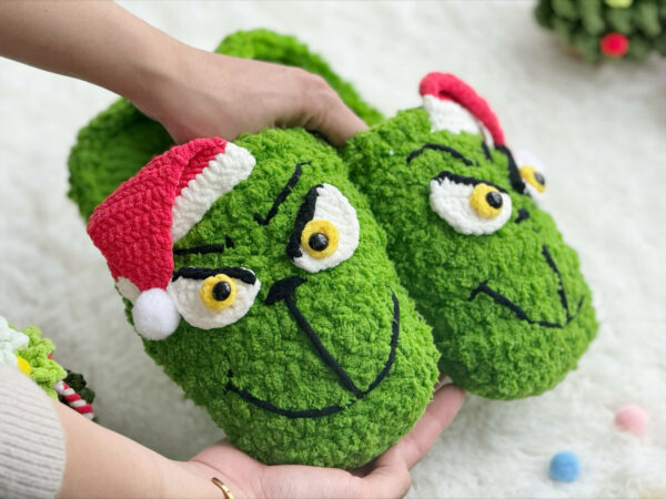 : Christmas Grinch Slippers , Christmas Slippers , Christmas Grinch Amigurumi  Crochet Pattern PDF
