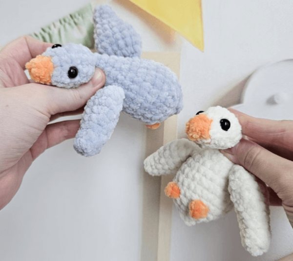 : Crochet Keychain Goose Pattern, Amigurumi Goose  Crochet Pattern PDF