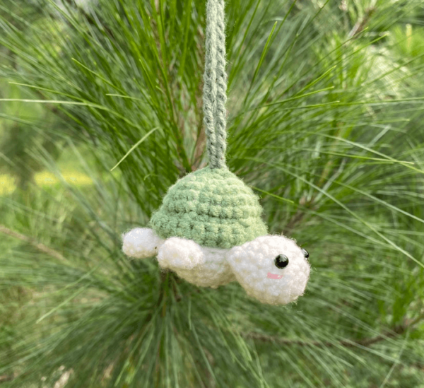 : Hanging Turtle , Turtleamigurumi  Crochet Pattern PDF