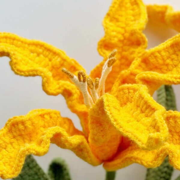 : Lilium , Crochet Flower Bouquet Pattern, Crochet Flower Pattern Crochet Pattern PDF