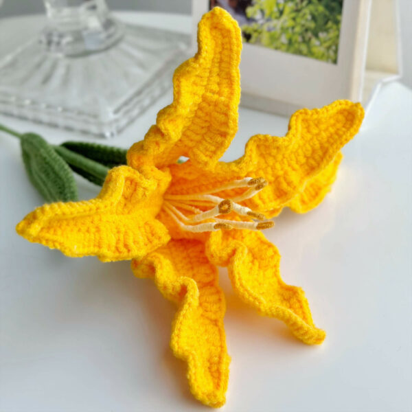 : Lilium , Crochet Flower Bouquet Pattern, Crochet Flower Pattern Crochet Pattern PDF