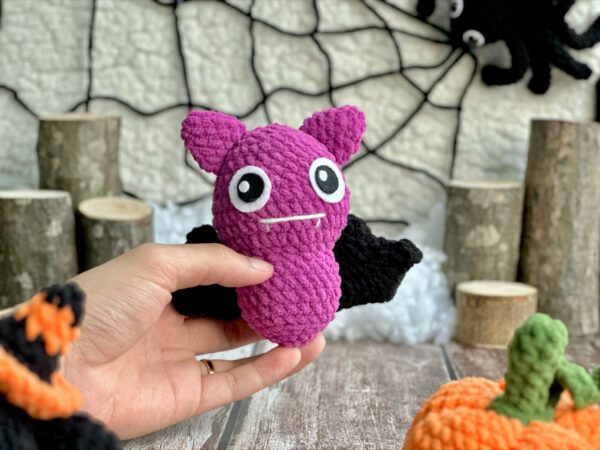 : Mini Bat Halloween , Kawaii Halloween , Halloween Amigurumi s Crochet Pattern PDF