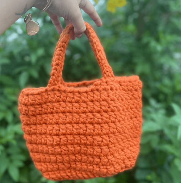 : Winter Bag , Bag , Winter Fashion  Crochet Pattern PDF